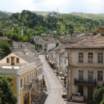 10 Hidden Historical Architecture Hubs Beyond Capital Crowds